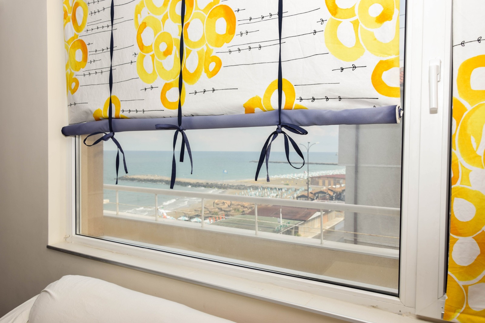 Продава МНОГОСТАЕН, гр. Поморие, област Бургас, снимка 8 - Апартаменти - 54145965