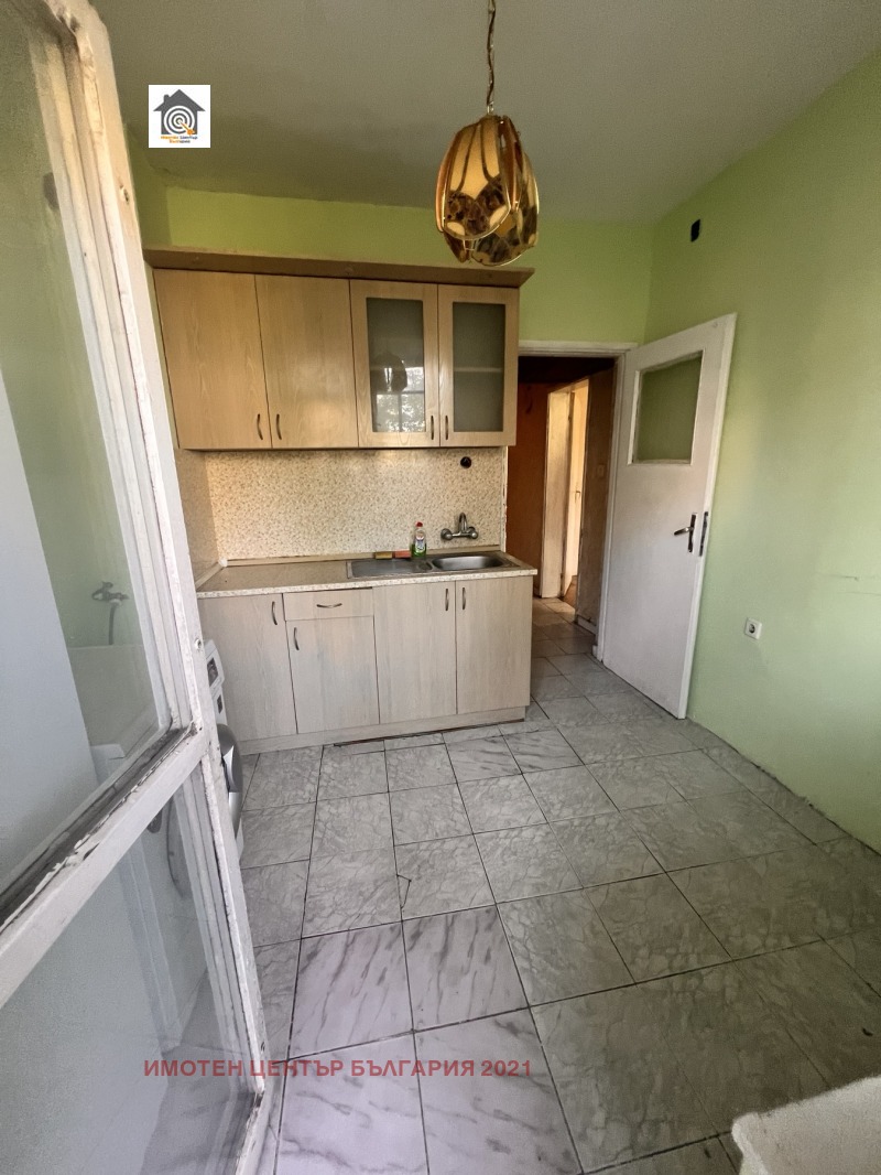 Till salu  1 sovrum Sofia , Poligona , 78 kvm | 27228036