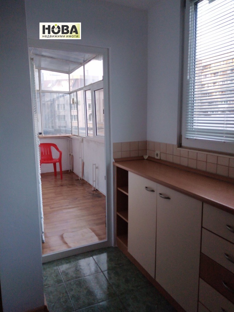 Продава  3-стаен град Русе , Широк център , 101 кв.м | 33298810 - изображение [4]