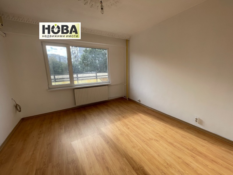 Продава  3-стаен град Русе , Широк център , 101 кв.м | 33298810 - изображение [8]