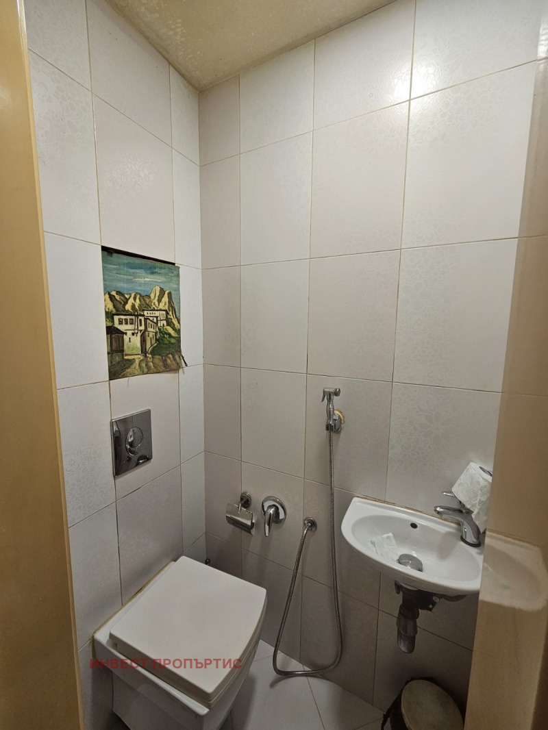 Продава 4-СТАЕН, гр. София, Медицинска академия, снимка 7 - Апартаменти - 52883042