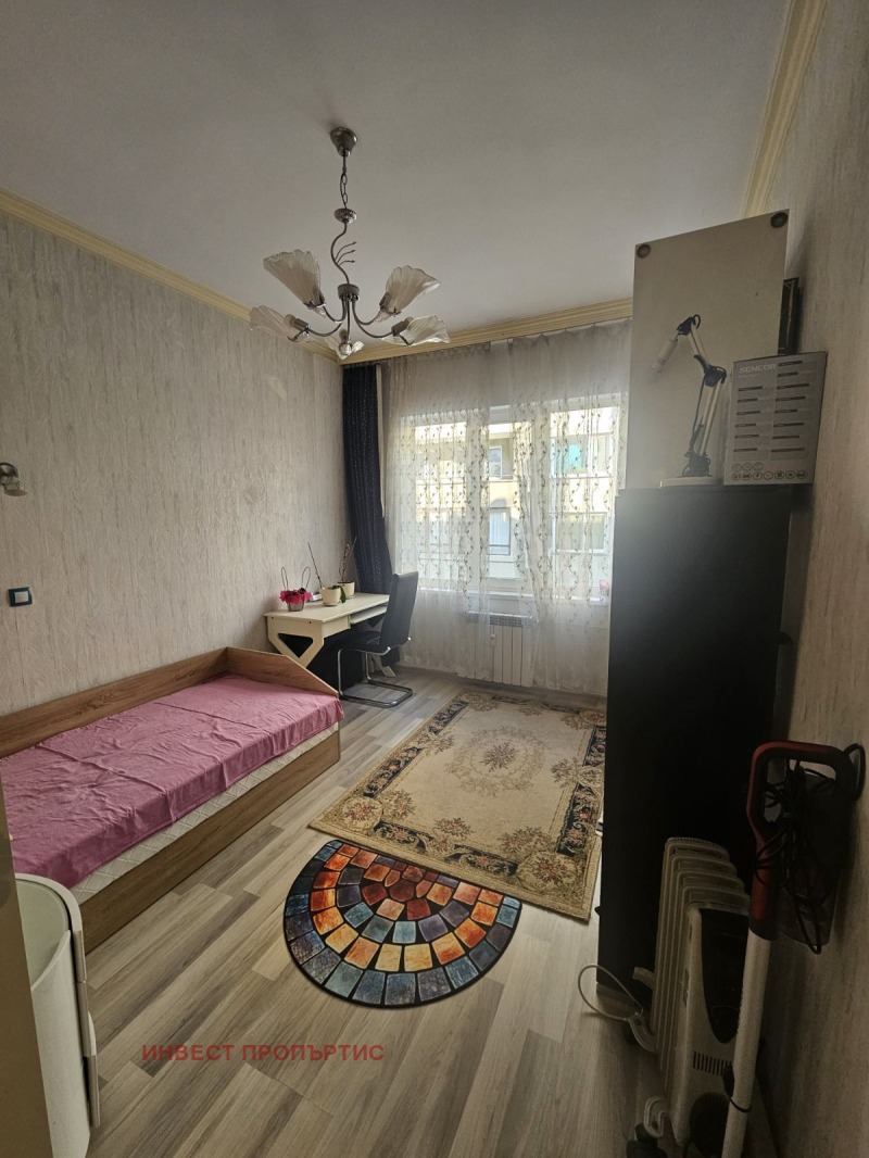 Продава 4-СТАЕН, гр. София, Медицинска академия, снимка 5 - Апартаменти - 52883042