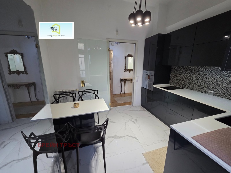 Продава 4-СТАЕН, гр. София, Център, снимка 7 - Апартаменти - 53110978