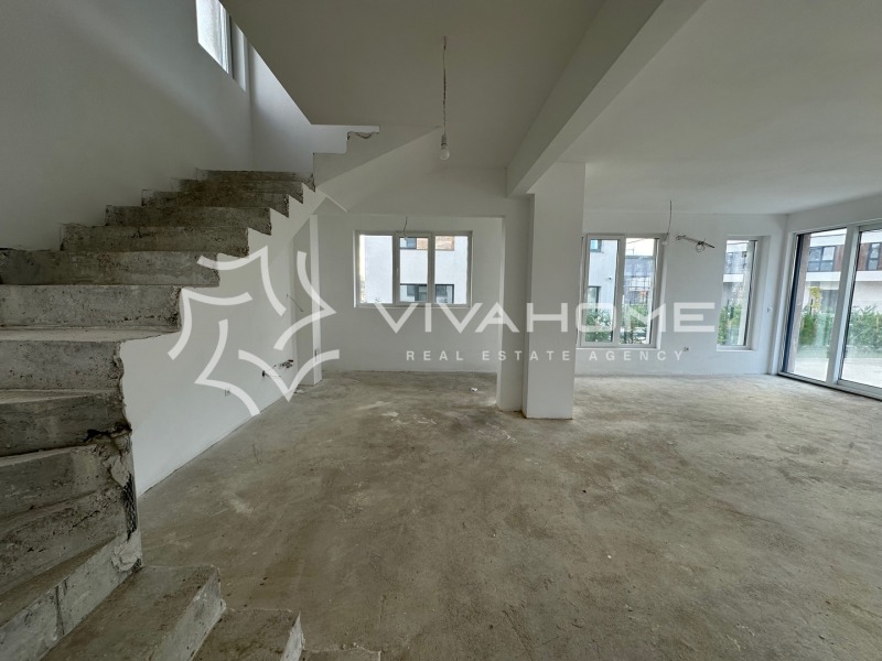 Te koop  Huis Varna , k.k. Sv.Sv. Konstantin i Elena , 205 m² | 15618606 - afbeelding [11]