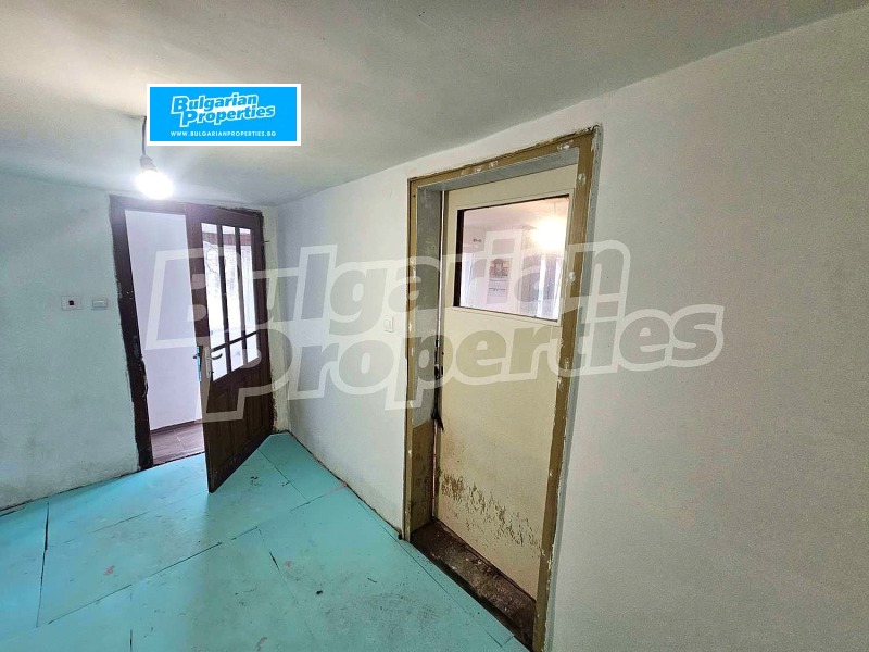 Продава КЪЩА, с. Елешница, област София област, снимка 15 - Къщи - 52493280