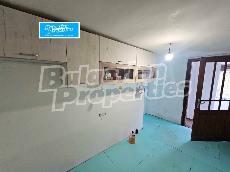 Продава КЪЩА, с. Елешница, област София област, снимка 16 - Къщи - 52493280