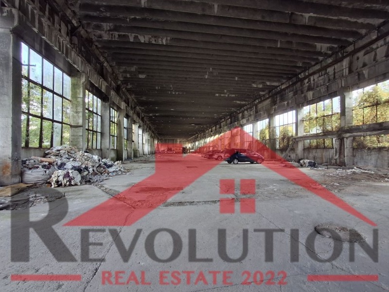 Продава ПРОМ. ПОМЕЩЕНИЕ, гр. Кърджали, Промишлена зона - Юг, снимка 6 - Производствени сгради - 53561069