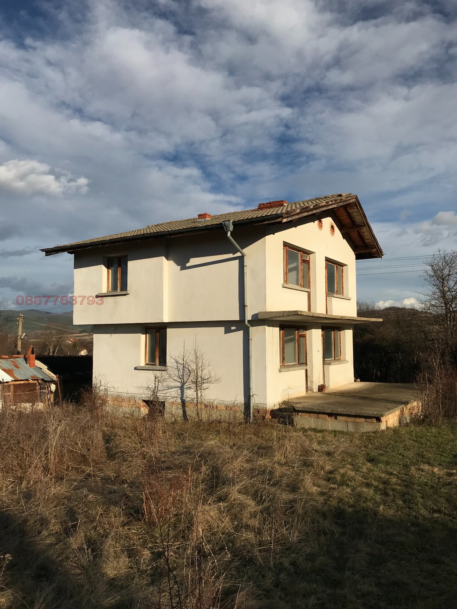 Продава КЪЩА, гр. Годеч, област София област, снимка 2 - Къщи - 54896521