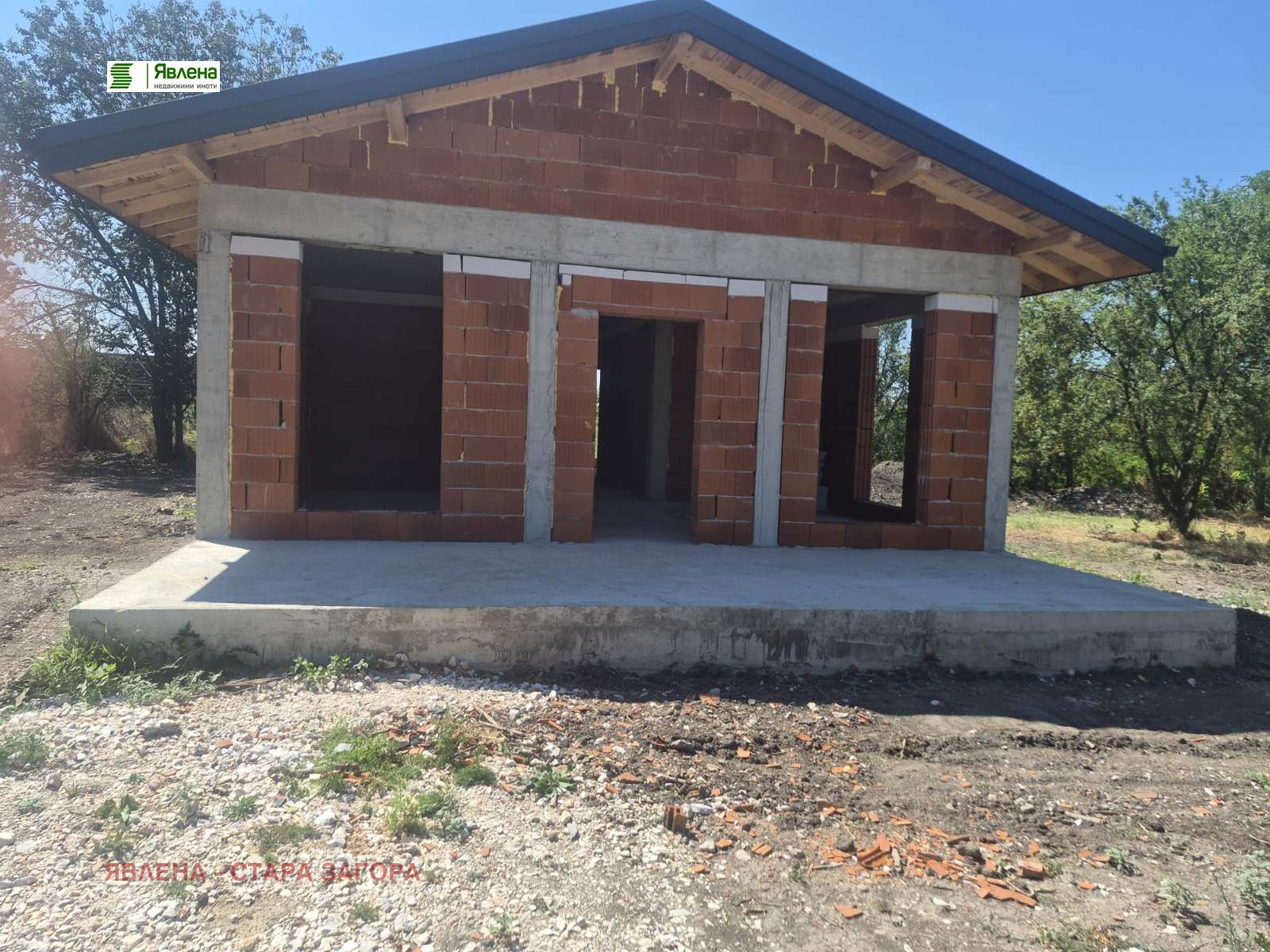 Продава КЪЩА, с. Тракия, област Стара Загора