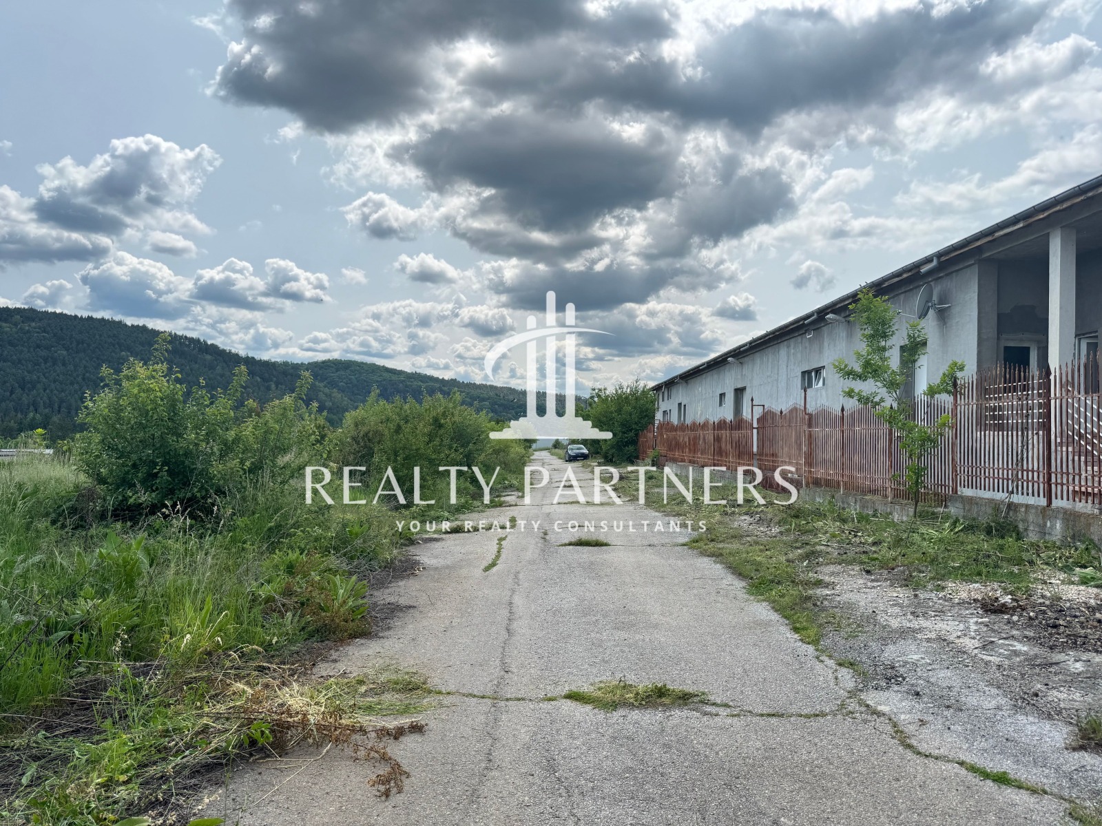 Продава ПРОМ. ПОМЕЩЕНИЕ | Imot.bg — изображение 3