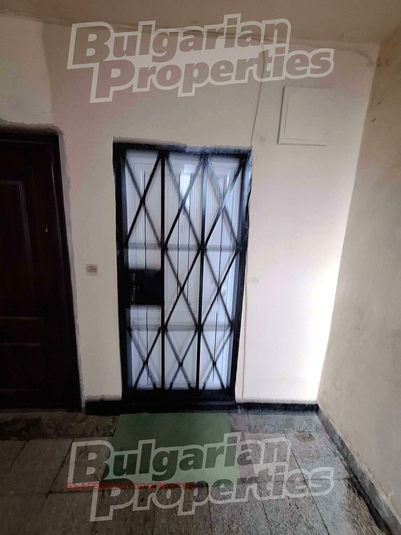 Продава  2-стаен област Кюстендил , гр. Бобов дол , 64 кв.м | 82772483 - изображение [13]