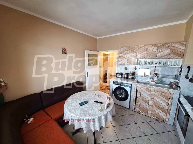Продава  2-стаен област Кюстендил , гр. Бобов дол , 64 кв.м | 82772483 - изображение [2]
