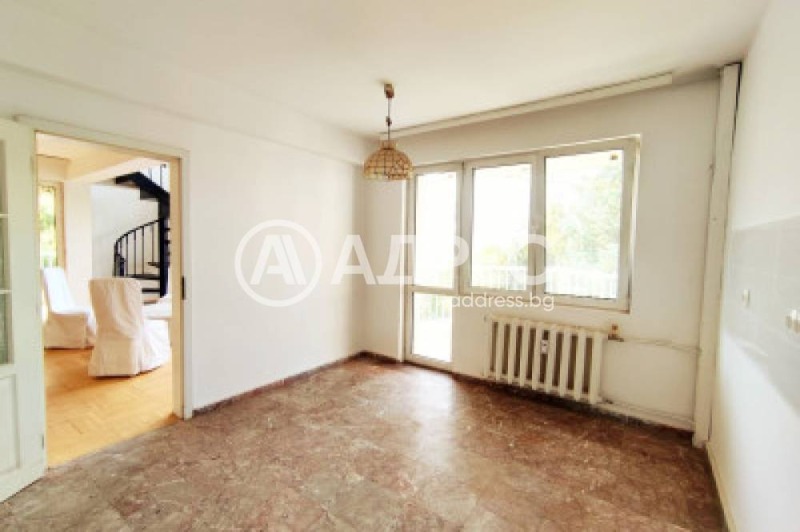 Продава МНОГОСТАЕН, гр. София, Стрелбище, снимка 6 - Апартаменти - 53186447