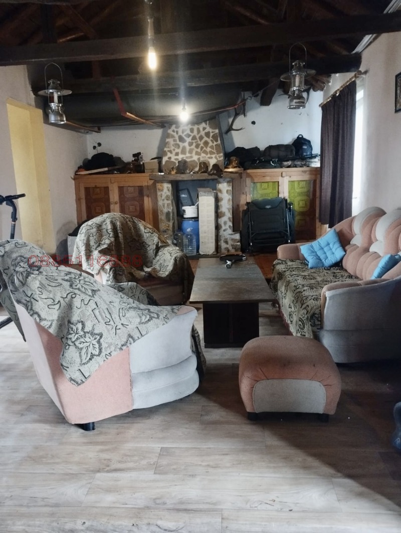 Продава КЪЩА, с. Лесово, област Ямбол, снимка 13 - Къщи - 52778905