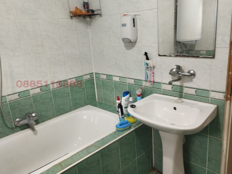 Продава КЪЩА, с. Лесово, област Ямбол, снимка 14 - Къщи - 52778905