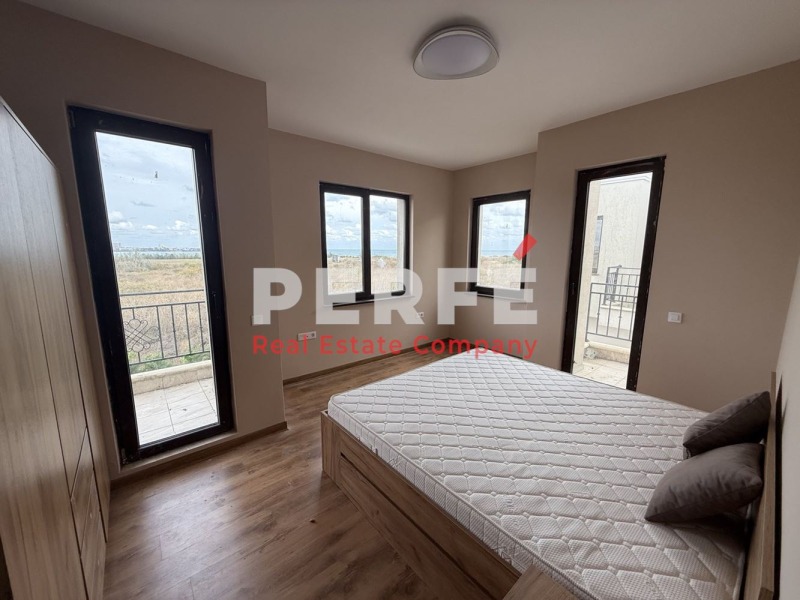 Продава КЪЩА, град Бургас, Сарафово • 250000 € / 488957.50 лв. • 93354438 1