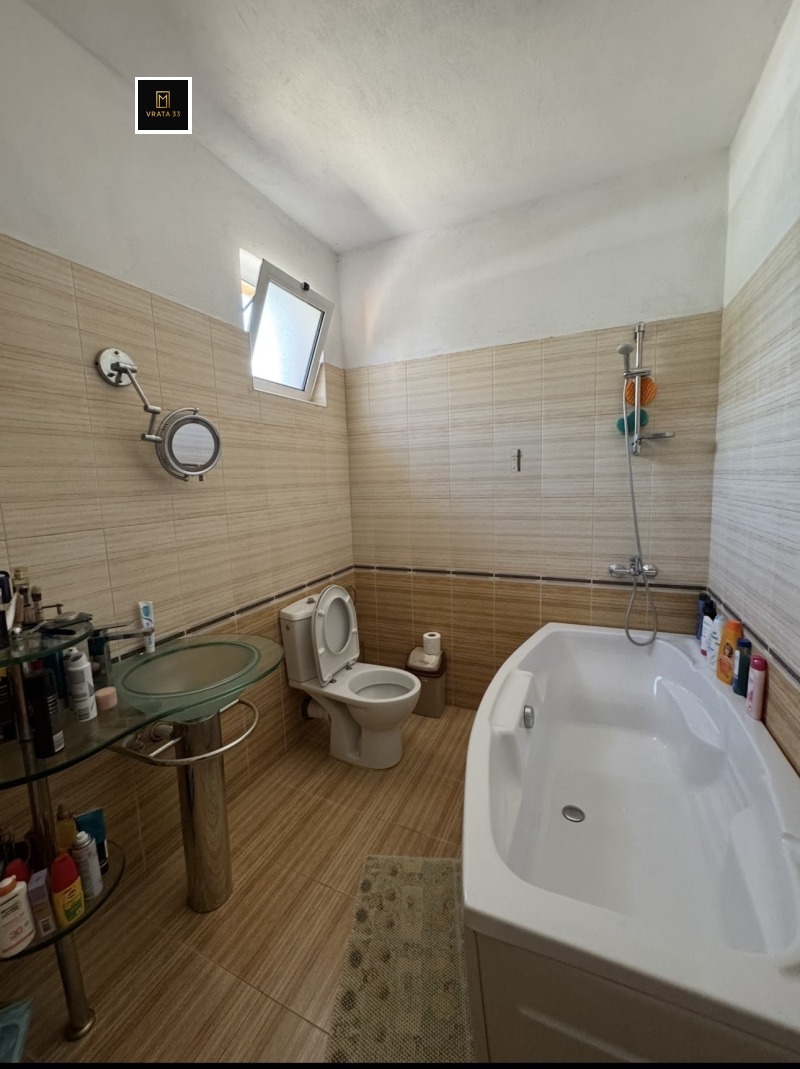 Продава КЪЩА, с. Граф Игнатиево, област Пловдив, снимка 11 - Къщи - 52733571