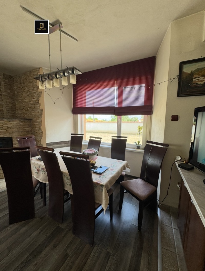 Продава КЪЩА, с. Граф Игнатиево, област Пловдив, снимка 2 - Къщи - 52733571