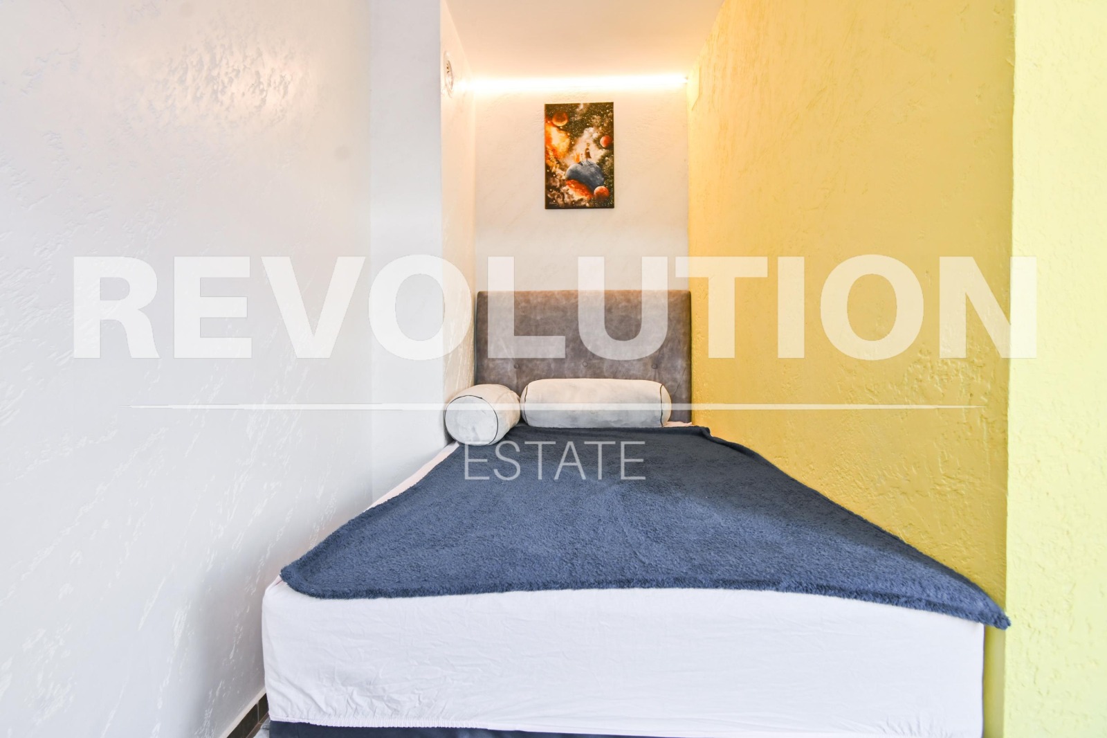 Продава 2-СТАЕН, гр. София, Център, снимка 3 - Апартаменти - 54227005