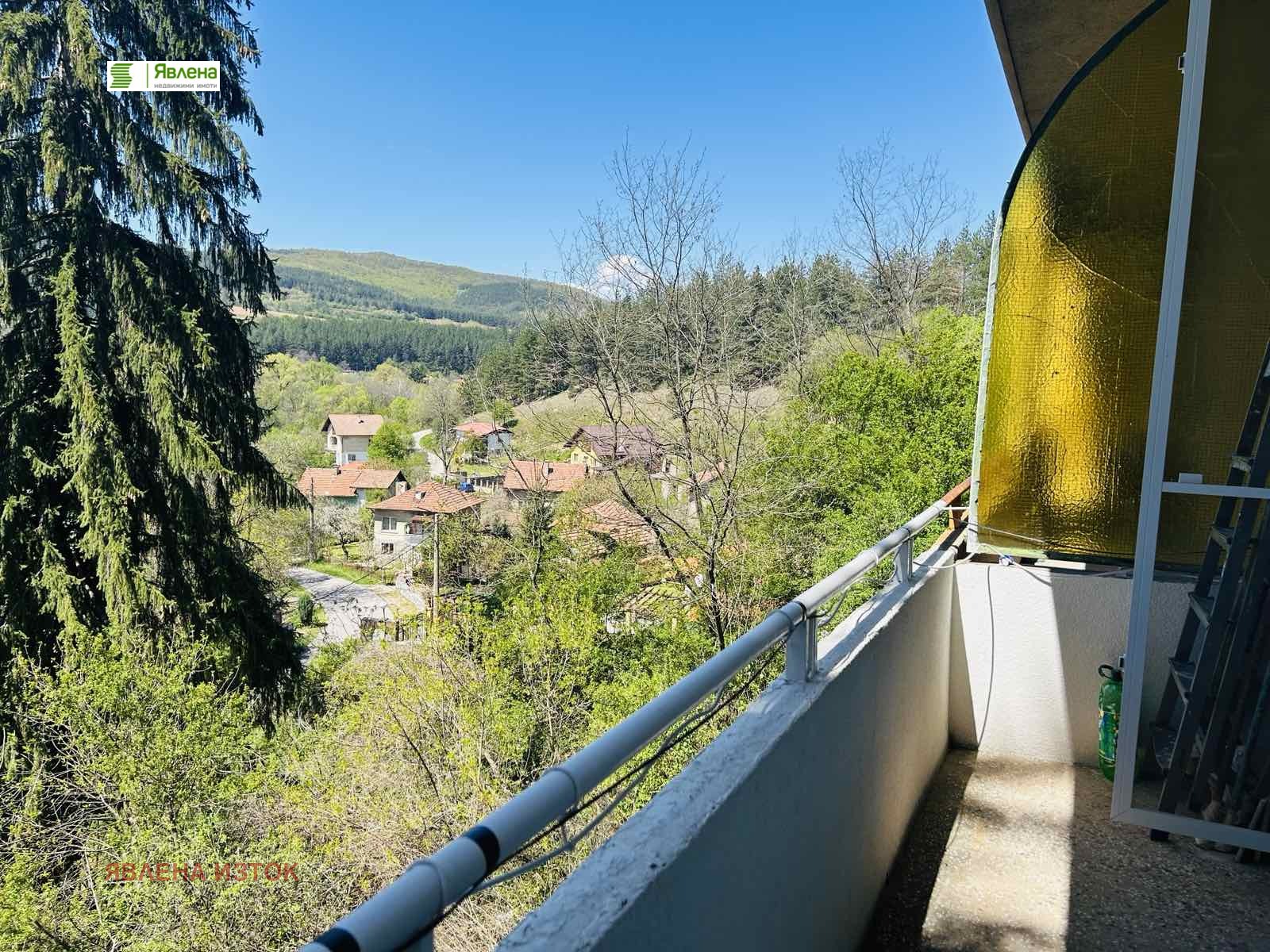 Продава 2-СТАЕН, с. Студена, област Перник, снимка 3 - Апартаменти - 54735625