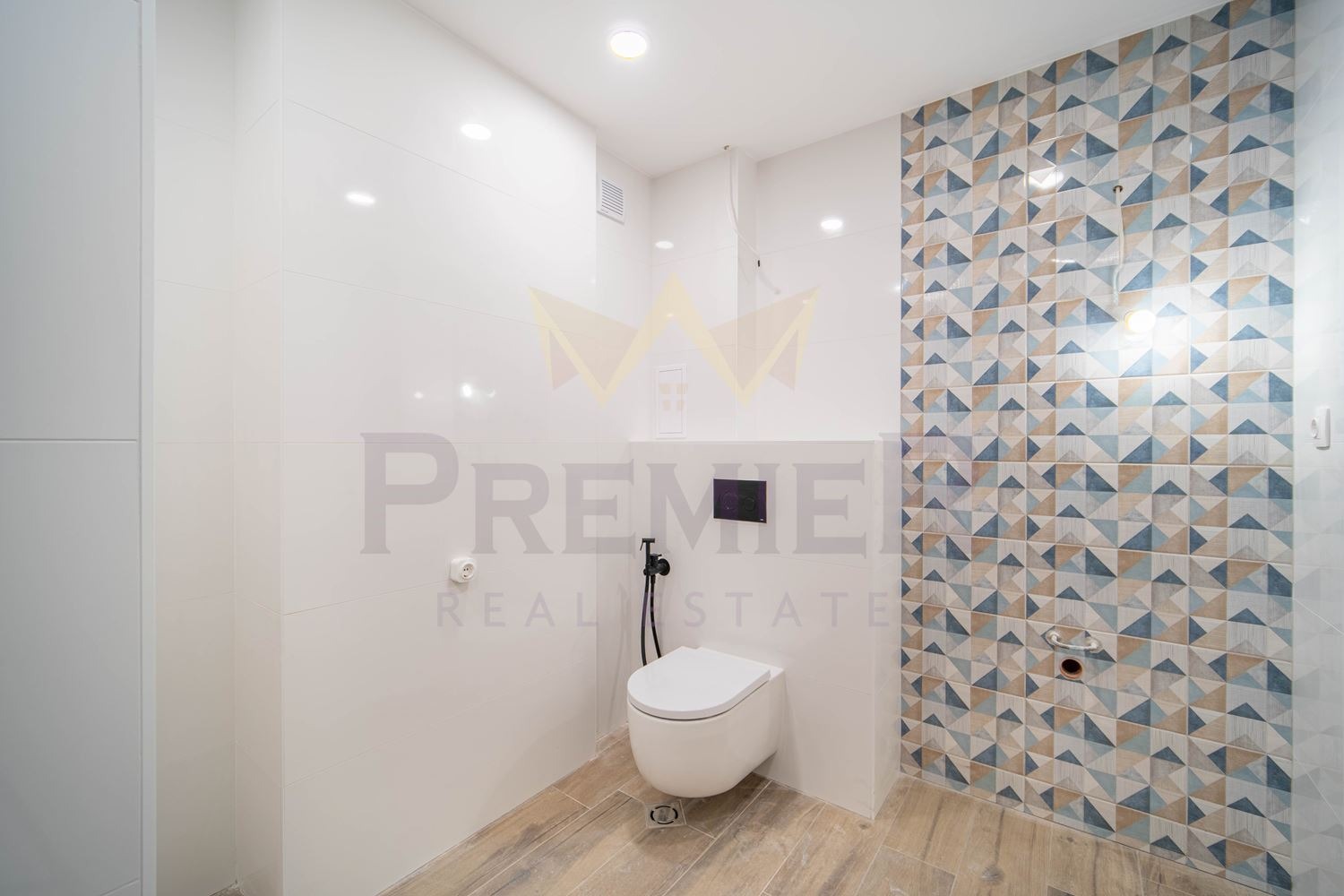 Продава 3-СТАЕН, гр. Варна, Лятно кино Тракия, снимка 13 - Апартаменти - 55907314