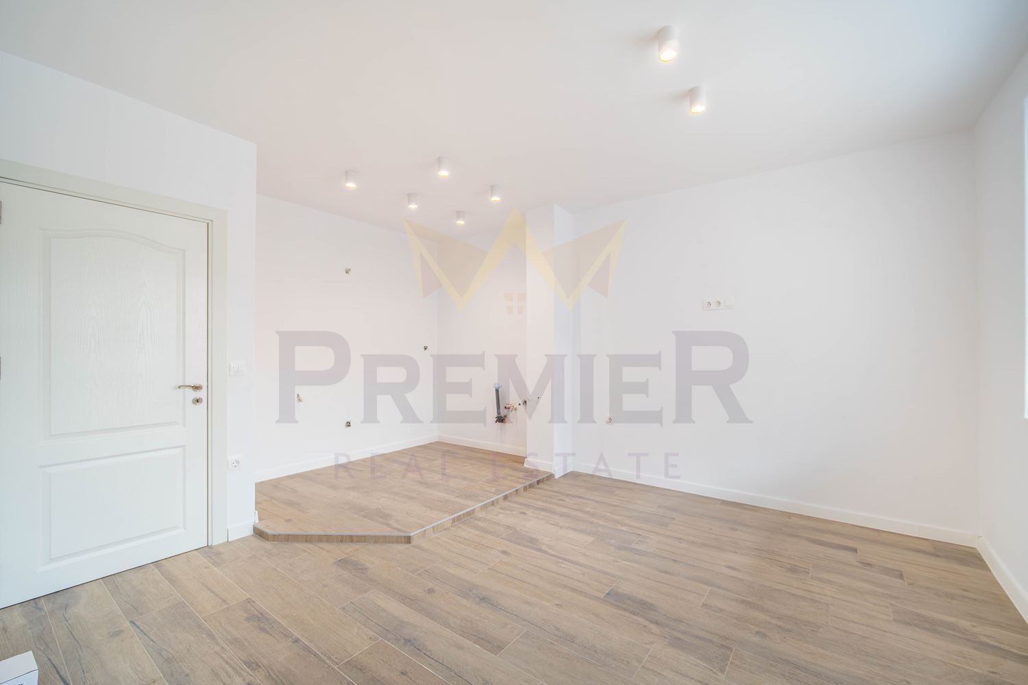 Продава 3-СТАЕН, гр. Варна, Лятно кино Тракия, снимка 5 - Апартаменти - 55907314