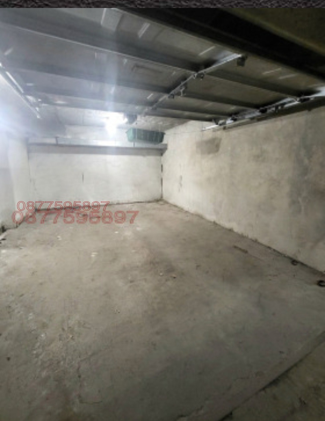 Продава ГАРАЖ, ПАРКОМЯСТО, гр. София, Лагера, снимка 3 - Гаражи и паркоместа - 55875176