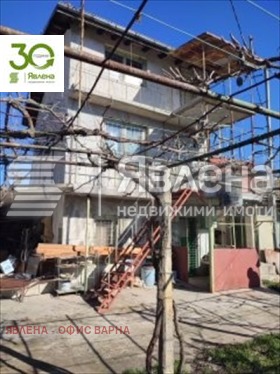 Обява Продава КЪЩА,с. Осеново, област Варна