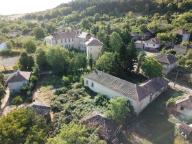 Stockage Belotintsi, région Montana 1