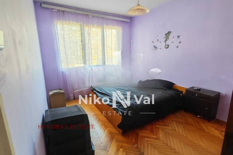 Продава 2-СТАЕН, гр. София, Толстой, снимка 2 - Апартаменти - 53560021