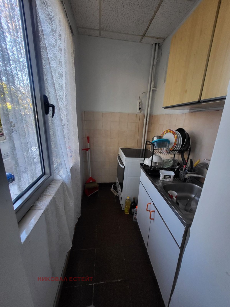 Продава 2-СТАЕН, гр. София, Толстой, снимка 6 - Апартаменти - 53560021