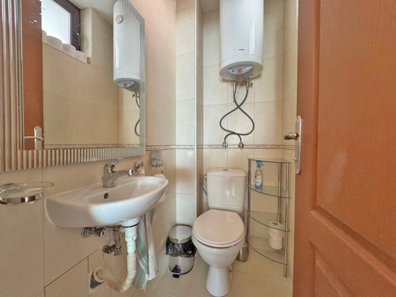 Продава  3-стаен област Бургас , с. Кошарица , 90 кв.м | 49641226 - изображение [8]