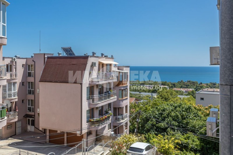 Продава  3-стаен град Варна , Бриз , 100 кв.м | 45981102 - изображение [12]