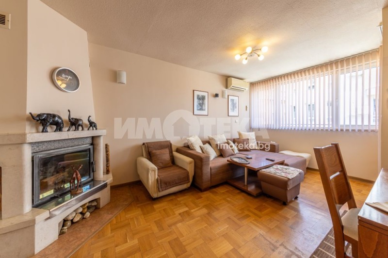 Продава  3-стаен град Варна , Бриз , 100 кв.м | 45981102 - изображение [3]