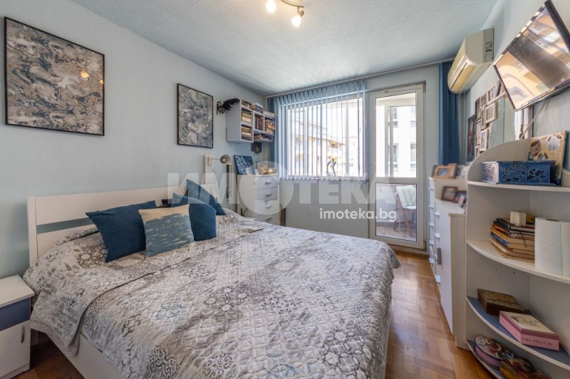 Продава  3-стаен град Варна , Бриз , 100 кв.м | 45981102 - изображение [9]