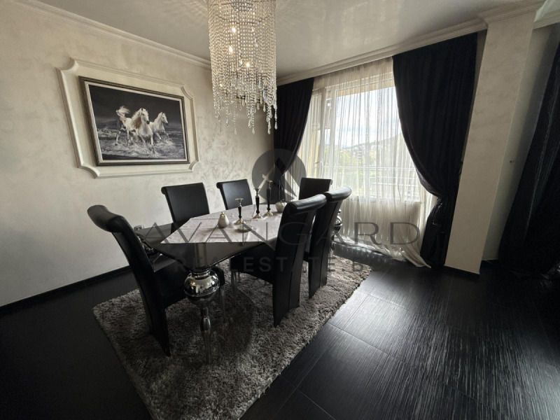 De vânzare  2 dormitoare Plovdiv , Cârșiiaca , 127 mp | 39991412