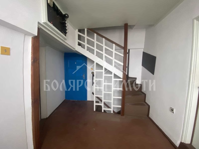 Продава КЪЩА, гр. Велико Търново, Варуша, снимка 2 - Къщи - 53315416