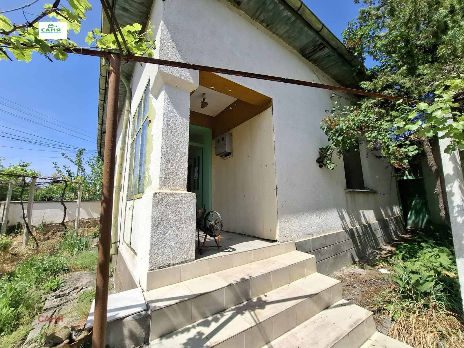 Продава КЪЩА, с. Горна Митрополия, област Плевен, снимка 3 - Къщи - 54569782