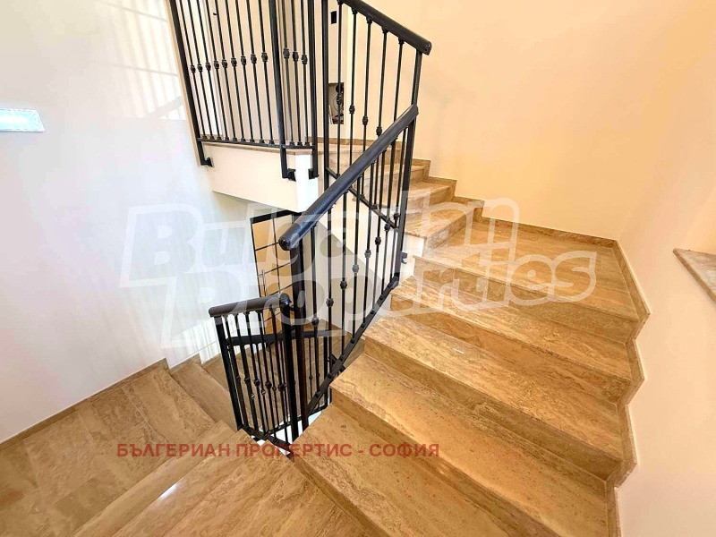 Na prodej  1 ložnice Sofia , Centar , 73 m2 | 69186289 - obraz [8]