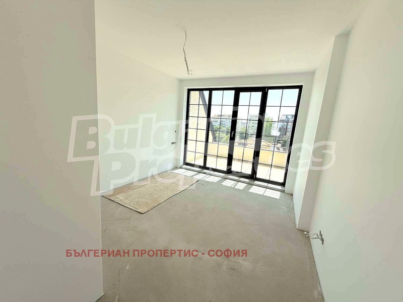 Na prodej  1 ložnice Sofia , Centar , 73 m2 | 69186289 - obraz [4]