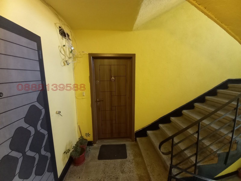 Продава 2-СТАЕН, гр. Шумен, Гривица, снимка 5 - Апартаменти - 52783464