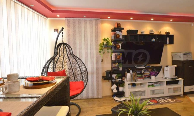 Продава  3-стаен град Пазарджик , Устрем , 77 кв.м | 39792342 - изображение [3]