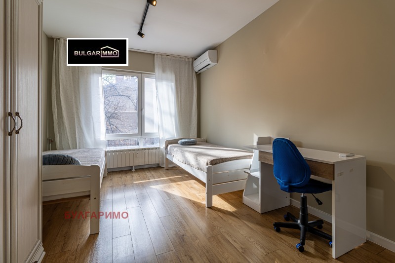 Продава 3-СТАЕН, гр. София, Оборище, снимка 5 - Апартаменти - 53356960