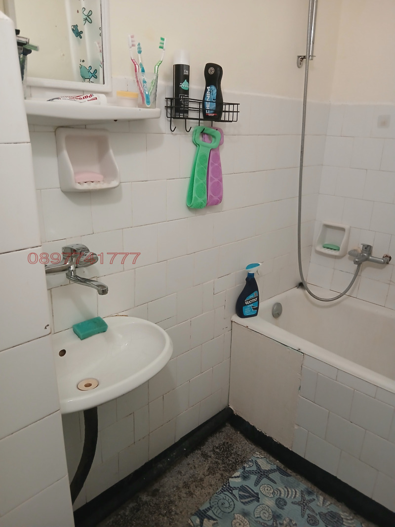 Продава 4-СТАЕН, гр. Шумен, Пазара, снимка 9 - Апартаменти - 52781240