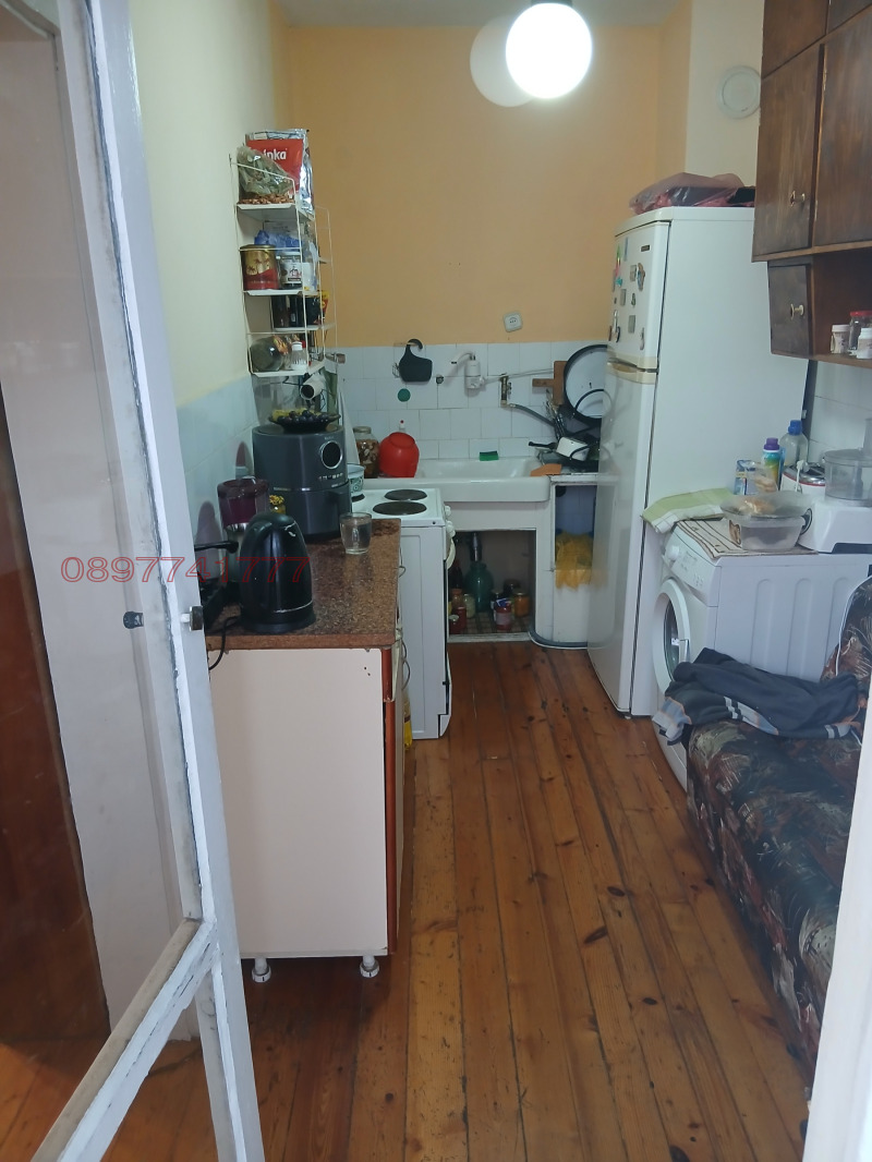 Продава 4-СТАЕН, гр. Шумен, Пазара, снимка 12 - Апартаменти - 52781240