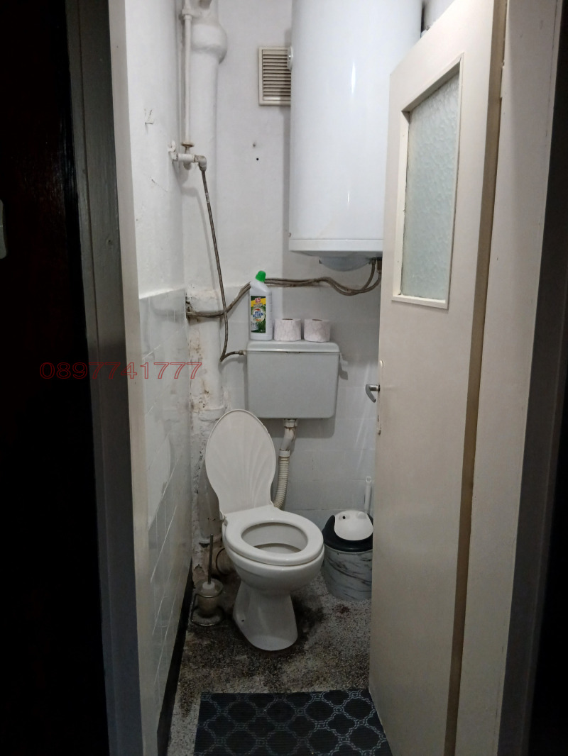 Продава 4-СТАЕН, гр. Шумен, Пазара, снимка 8 - Апартаменти - 52781240