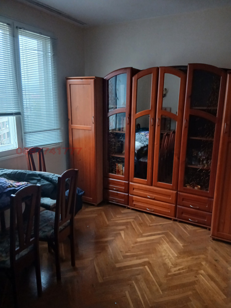 Продава 4-СТАЕН, гр. Шумен, Пазара, снимка 6 - Апартаменти - 52781240