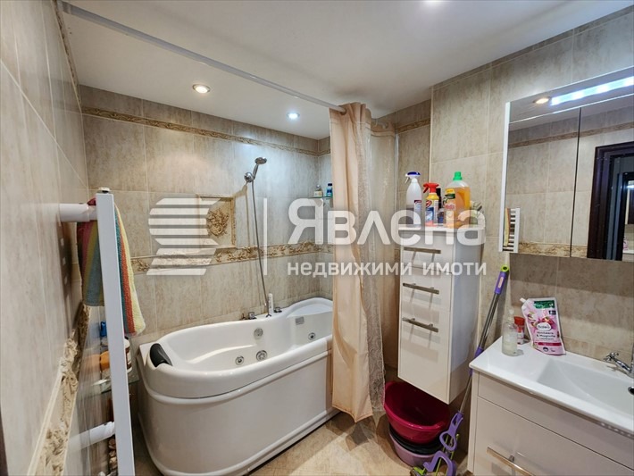 Продава МНОГОСТАЕН, гр. София, Център, снимка 10 - Апартаменти - 53979725