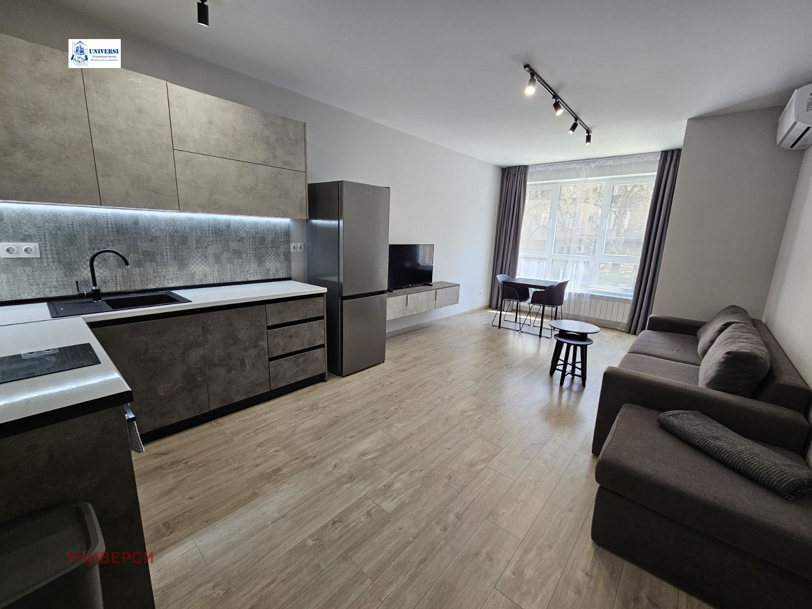 Продава 2-СТАЕН, гр. София, Център, снимка 2 - Апартаменти - 53165744