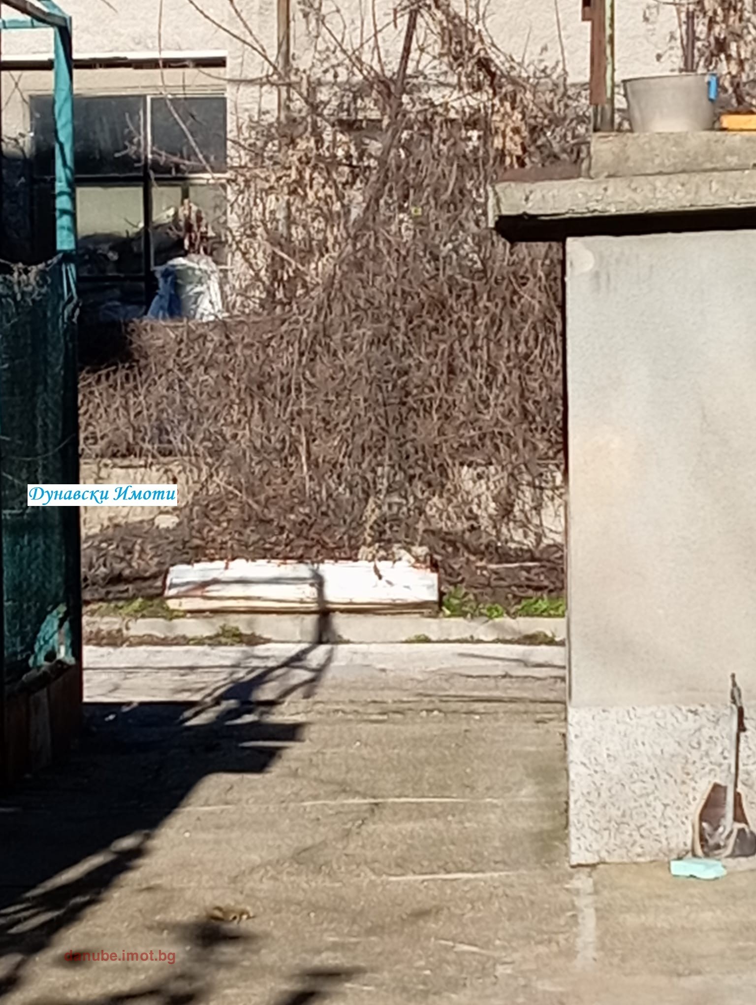 Продава ГАРАЖ, ПАРКОМЯСТО, гр. Русе, Дружба 1, снимка 5 - Гаражи и паркоместа - 55804086